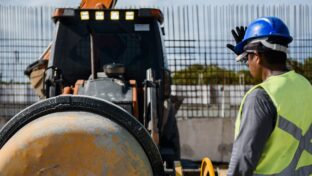 Cagece inicia fase de testes no sistema de esgoto no Porto das Dunas, em Aquiraz