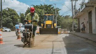 Cagece inicia obra para melhoria do abastecimento de água no bairro Messejana