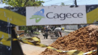 Cagece realiza serviço de melhoria na rede de água do bairro Aldeota