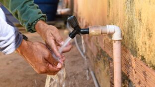 Governo do Ceará inaugura, pelas redes sociais, sistemas de água e esgotamento sanitário para cinco regiões