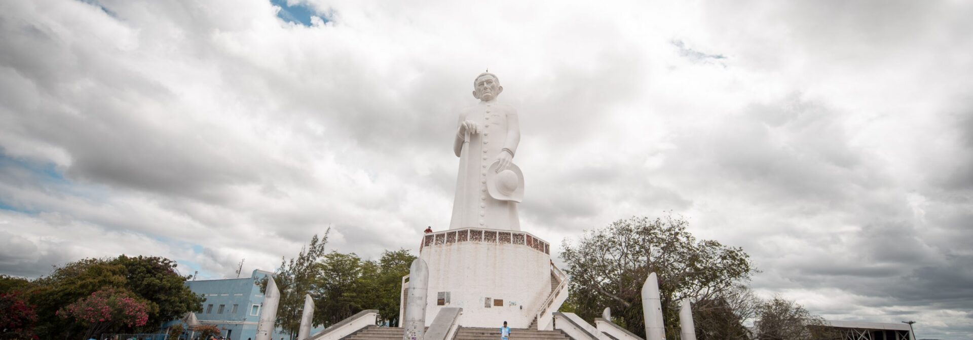Cagece interliga gratuitamente mais de 3 mil famílias à nova rede de água em Juazeiro