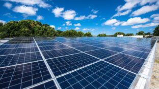 400 toneladas de gás carbônico deixaram de ser emitidas na atmosfera com uso de placas solares na Cagece