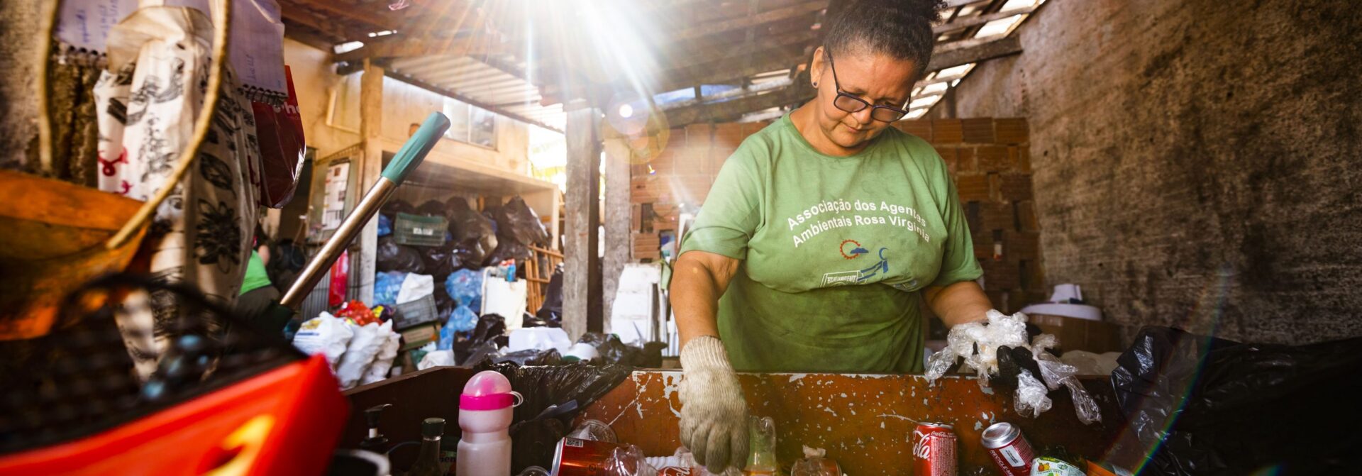 Parceria entre Cagece e associações de catadores possibilita a doação de 52 toneladas de materiais para reciclagem
