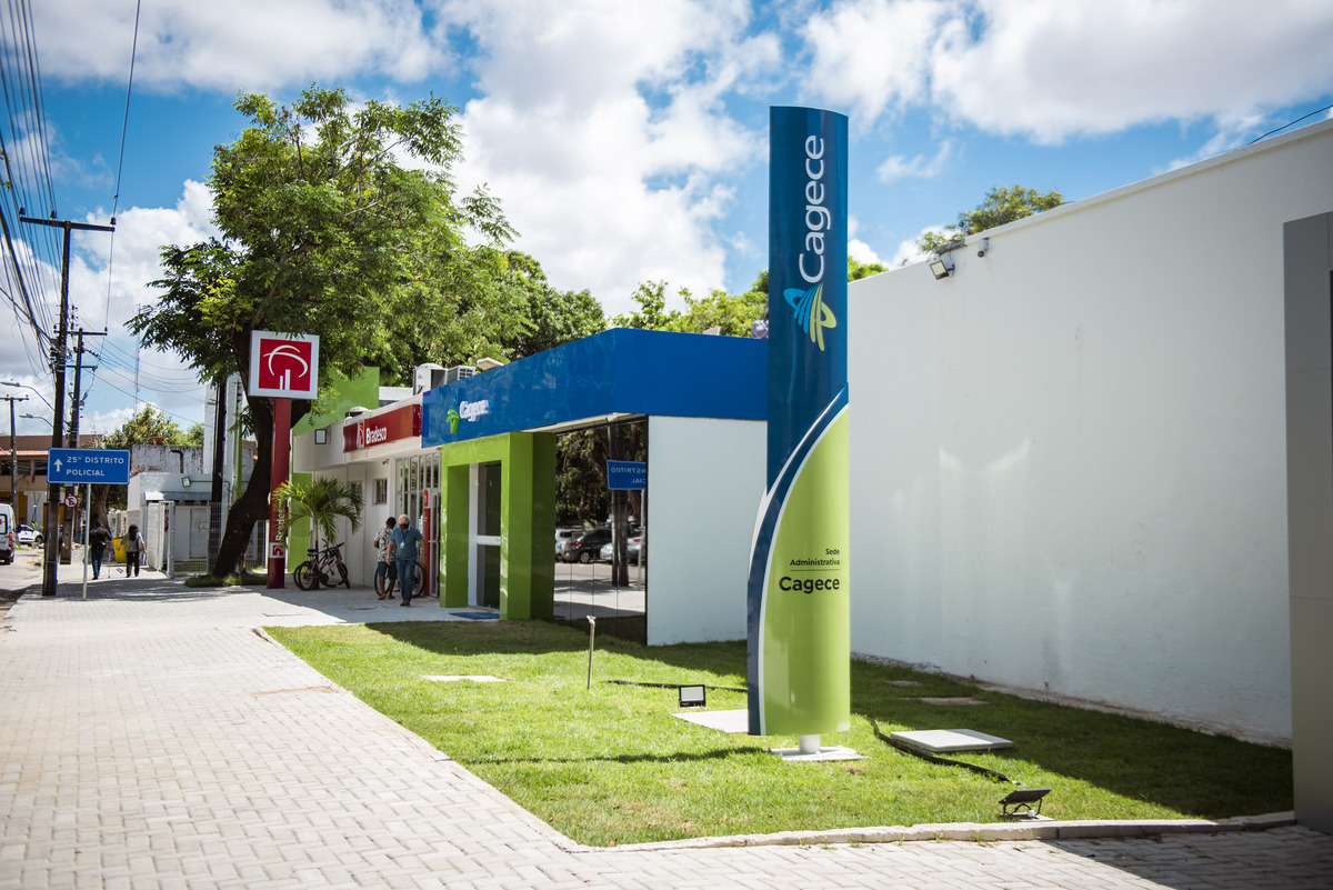 Cagece inaugura nova loja de atendimento no bairro Vila União, em Fortaleza