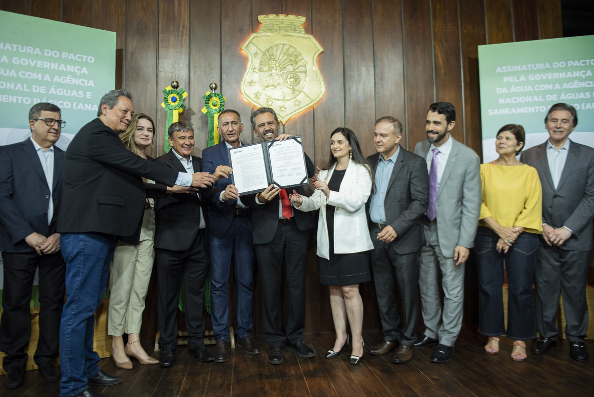 Assinatura do Pacto pela Governança da Água reforça a segurança hídrica no estado