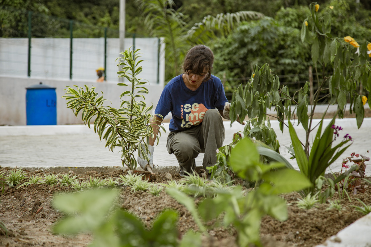 Projeto Sementes promove práticas socioambientais para fortalecer os laços com as comunidades