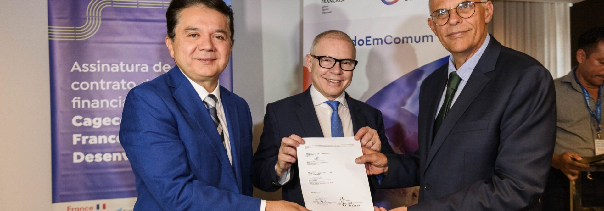 Governo do Ceará e Grupo AFD firmam contrato inédito de R$ 1,2 bilhão para saneamento sustentável