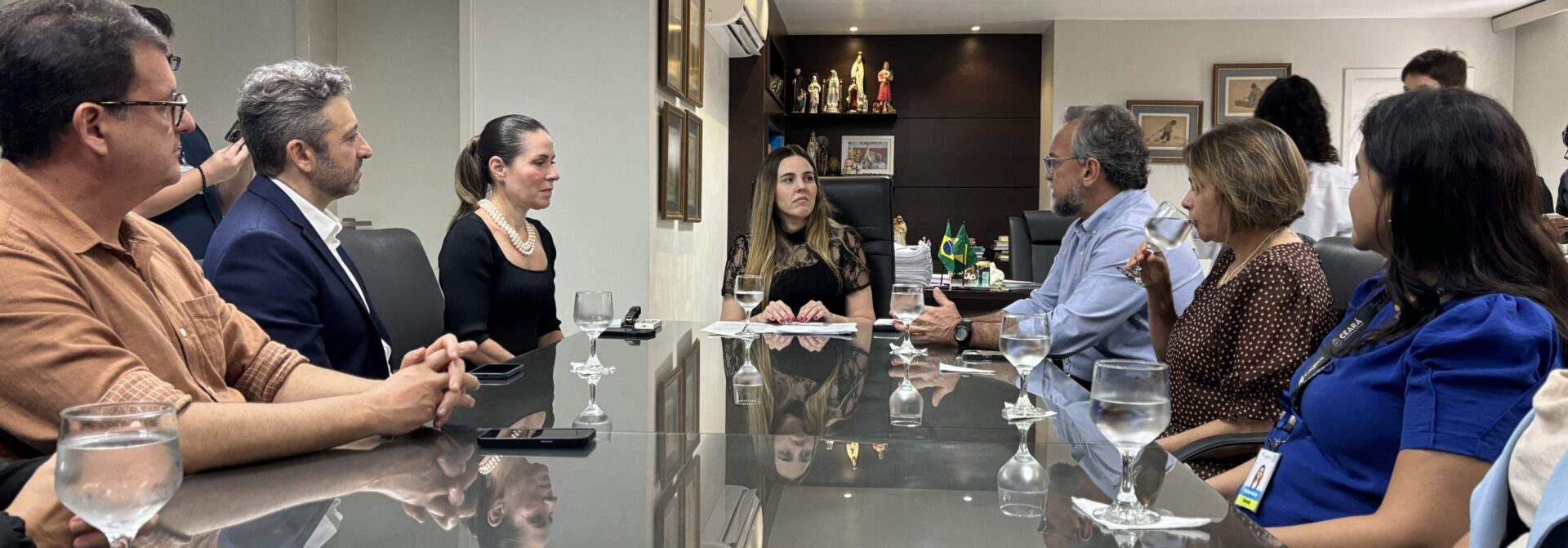 Governo do Ceará, Cagece e Ambiental Ceará firmam parceria para capacitar mulheres na área do saneamento