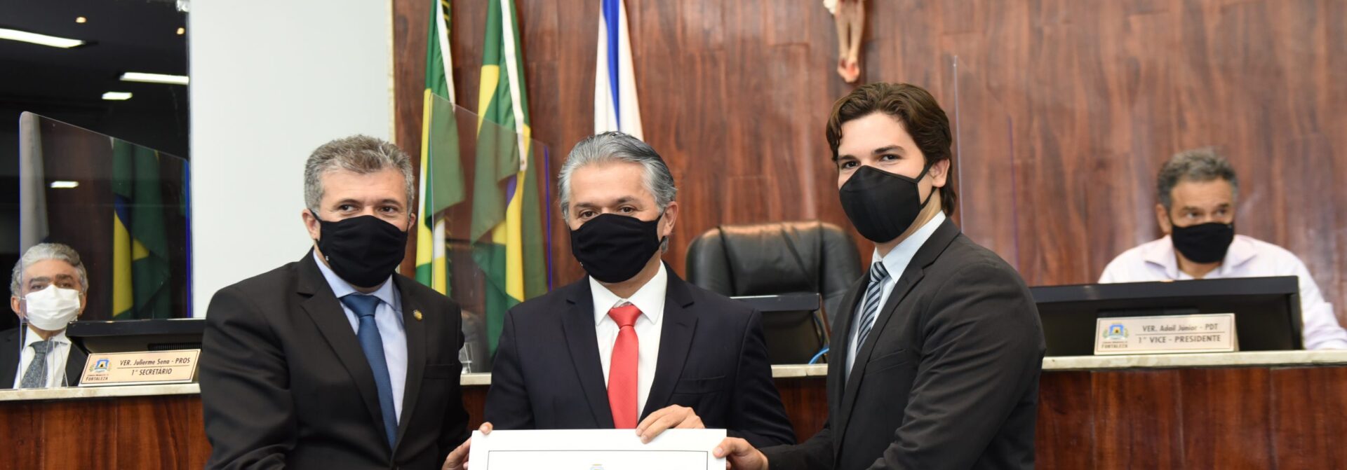 Cagece recebe homenagem da Câmara Municipal de Fortaleza pelos 50 anos de atuação no estado do Ceará