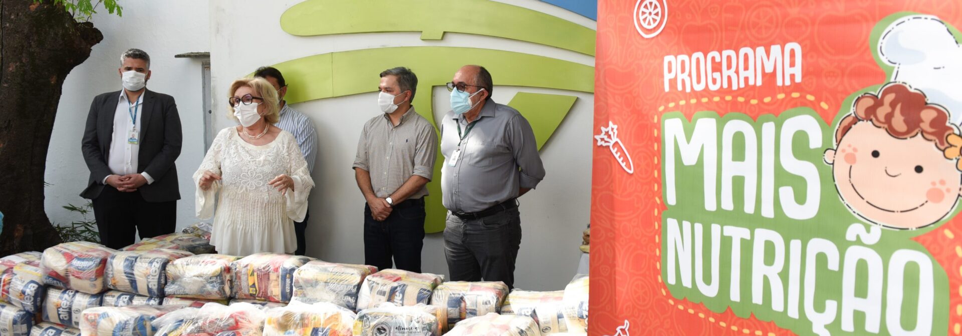 Cagece arrecada 2,4 toneladas de alimentos para campanha Vacinação Solidária