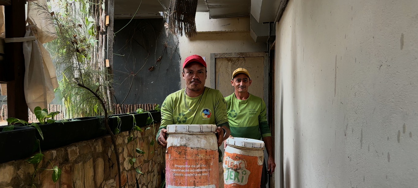Cagece recolhe cinco mil litros de óleo usado e fortalece preservação ambiental em Jericoacoara