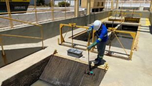 Juazeiro: Mais de 22 toneladas de lixo foram retiradas da rede coletora de esgoto em 2024