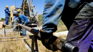 Cagece inicia instalação de dois novos poços em Juazeiro do Norte