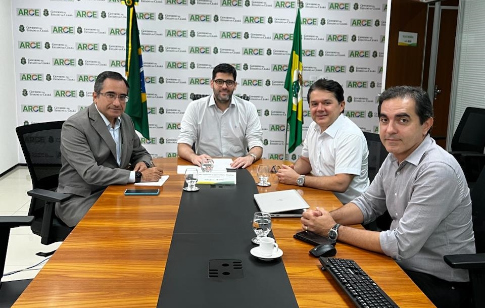 Relações institucionais: Cagece e Arce discutem regulação do setor de saneamento