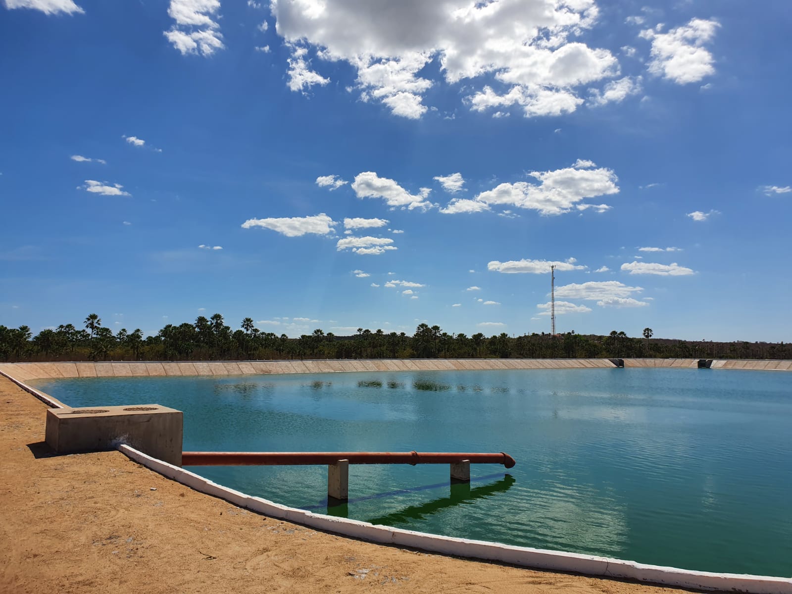 Cagece amplia serviços de água e esgoto em Aracati, Viçosa, Marco e Cariré